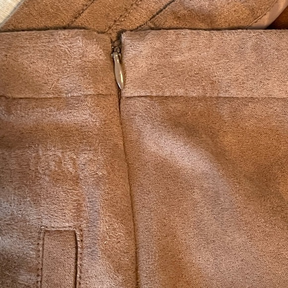 METAPHOR | Faux Suede Snap Front Skirt - Picture 6 of 8